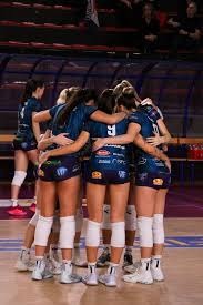 NBA常规赛前瞻：骑士主场迎战马刺，能否冲击连胜？