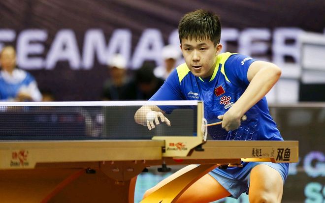 摇摆不定 摇摆不定