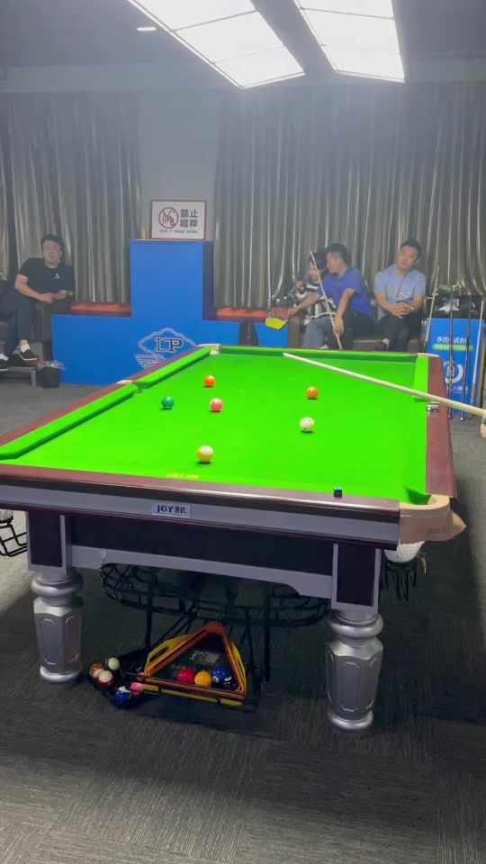 置通常位于 置通常位于