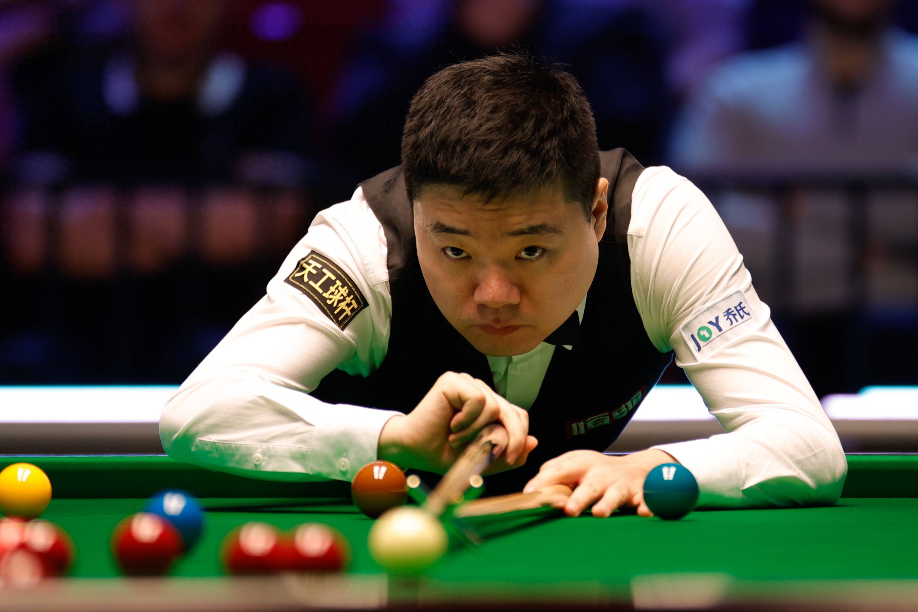 奉献一场充 奉献一场充